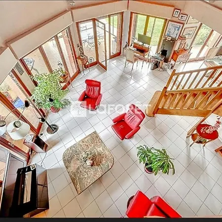 Maison Standing 260m2 Veranda Piscine Jardin 2700m2 Vue Campagne فيلة